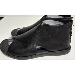 Born Iwa Womens 8 M Black Leather Crisscross Strap Back Zip Flat Sandals Boho